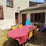 Holiday home De Loretz Du 18e Siecle En Anjou Entre Vignes Et Chateaux *