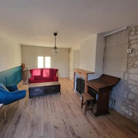 Дом отдыха Maison De Loretz Du 18e Siecle En Anjou Entre Vignes Et Chateaux