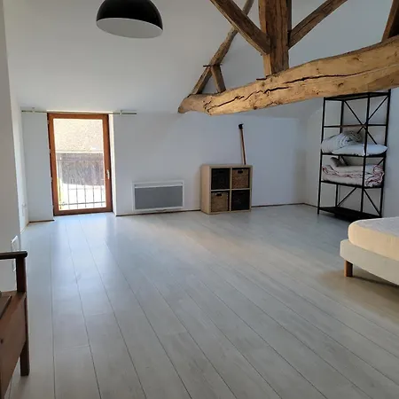 Casa de Férias Maison De Loretz Du 18e Siècle En Anjou Entre Vignes Et Châteaux *
