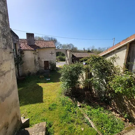 Casa de Férias Maison De Loretz Du 18e Siècle En Anjou Entre Vignes Et Châteaux Bouille-Loretz